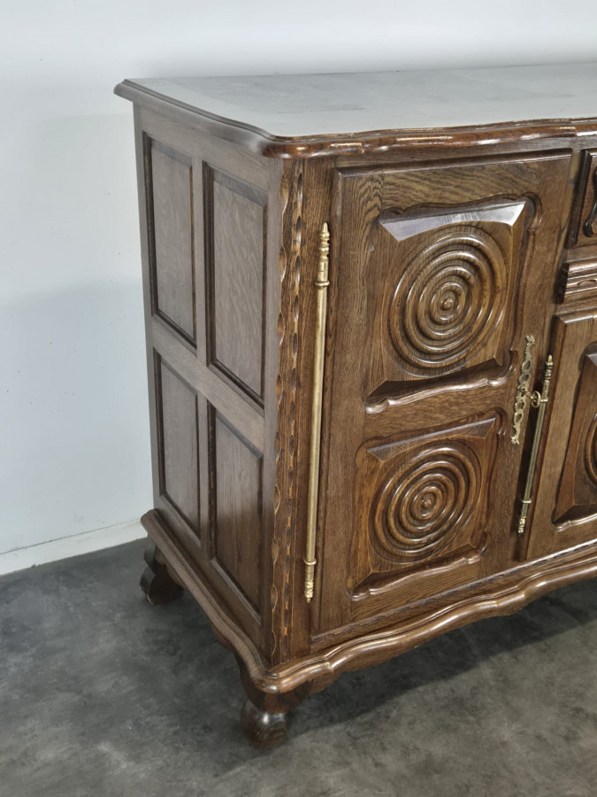 Enfilade style Charles Dudouyt à pieds boules