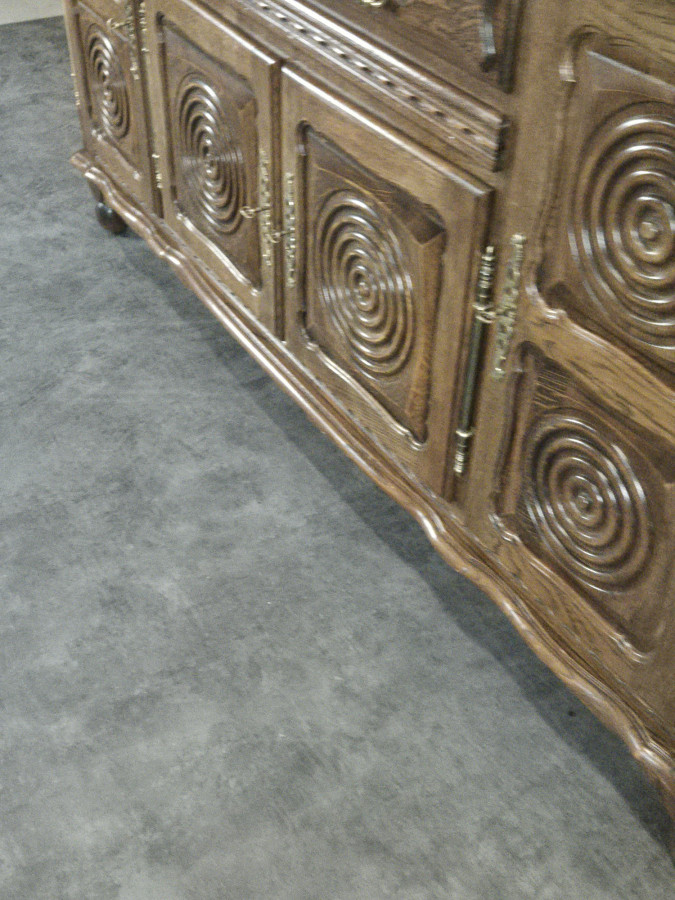 Enfilade style Charles Dudouyt à pieds boules
