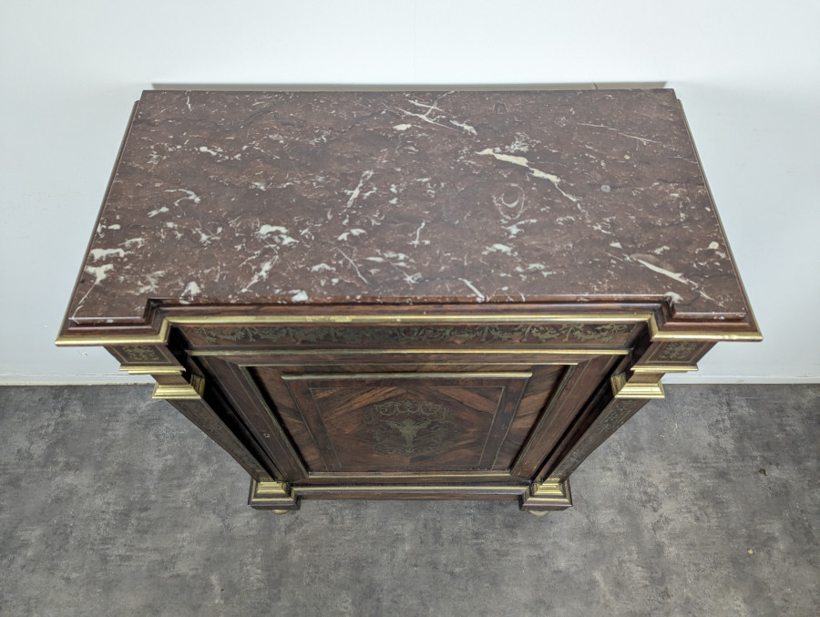 Meuble d'appui Napoléon III en marqueterie Boulle