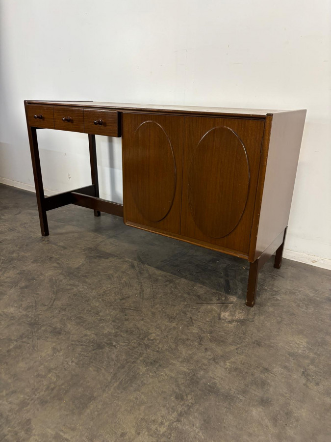 Bureau en acajou de Jacques Auville