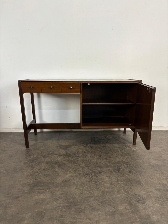 Bureau en acajou de Jacques Auville