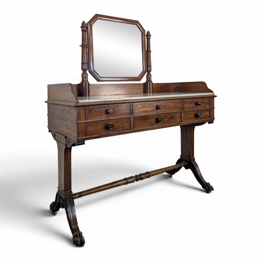 Coiffeuse epoque Louis Philippe en acajou