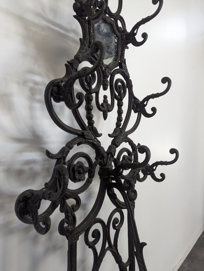 Porte manteau vestiaire en fonte