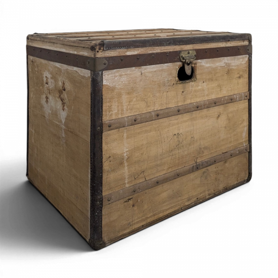 Malle de voyage en bois