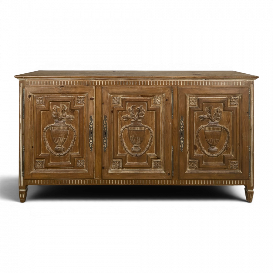 Enfilade de style Directoire en pin césuré