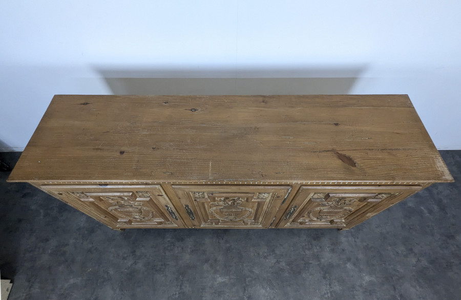 Enfilade de style Directoire en pin césuré