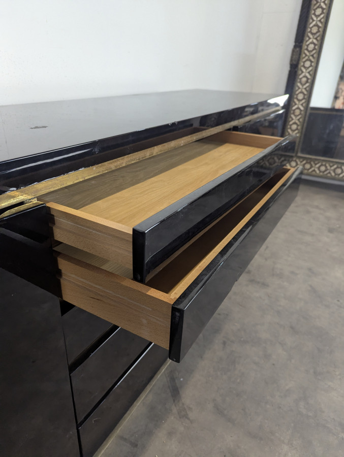Enfilade laquée noire de Jean Claude Mahey