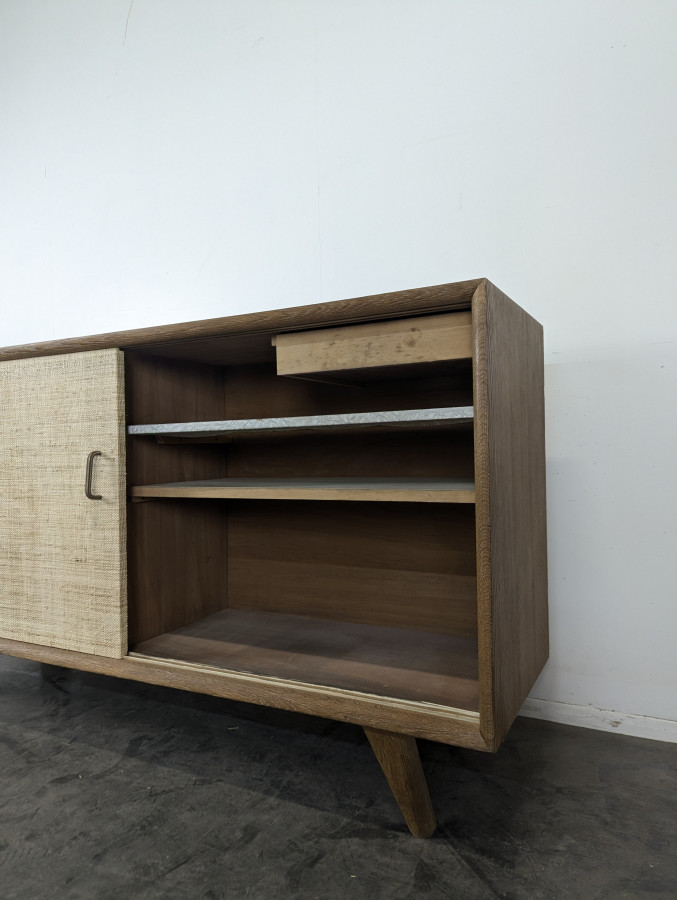 Enfilade moderniste en chêne portes en raphia
