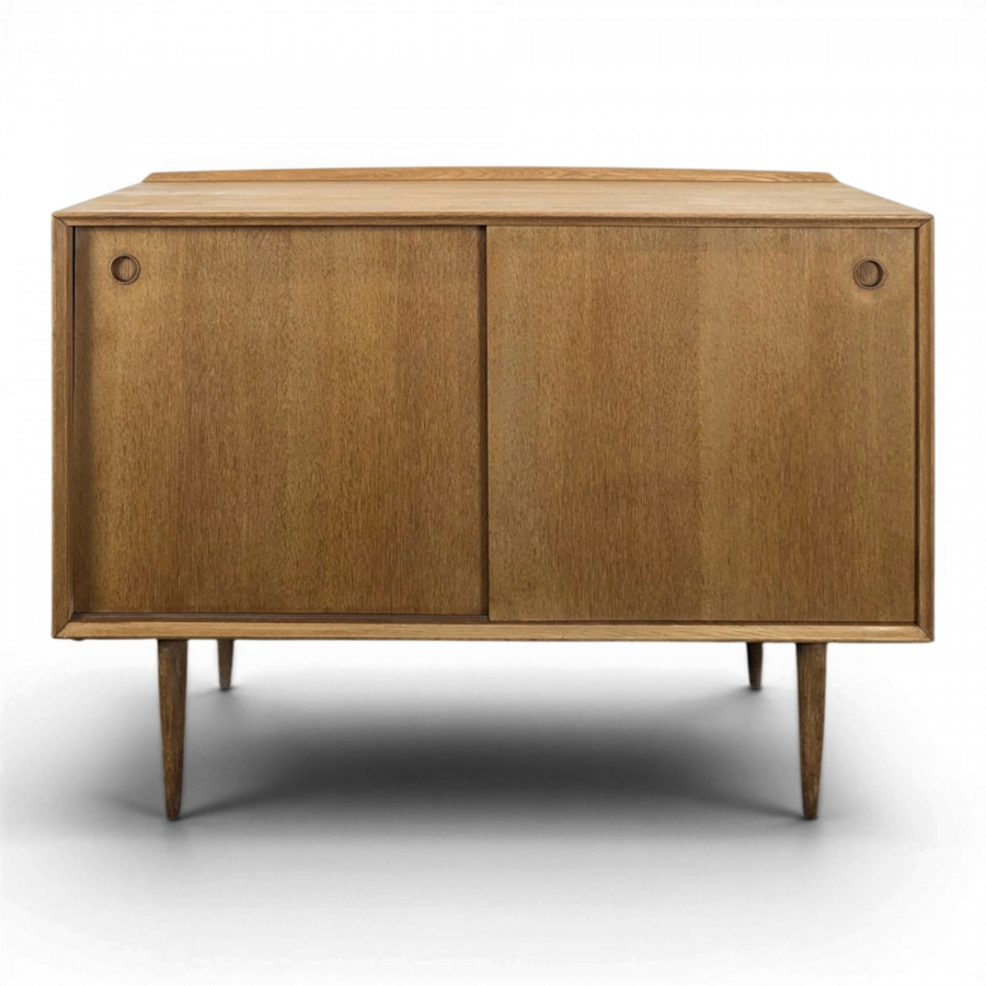 Enfilade à porte coulissante années 60 en chêne