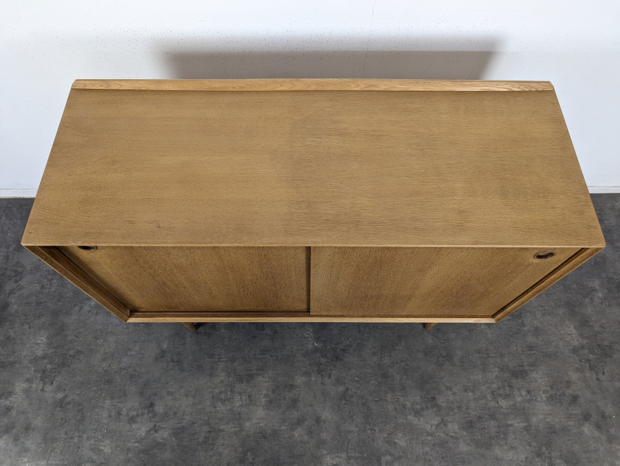 Enfilade à porte coulissante années 60 en chêne