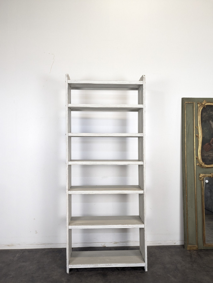 Grande étagère bibliothèque en bois peint blanc