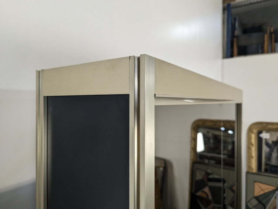 Vitrine vintage aluminium et verre des années 80