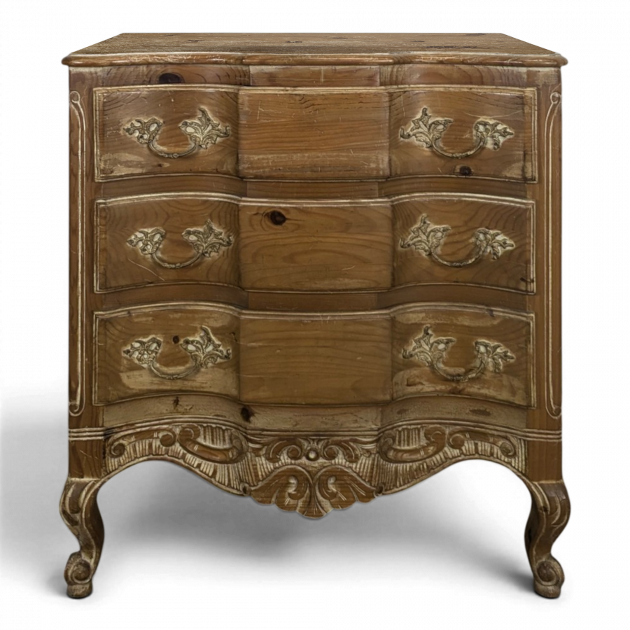 Commode de style Directoire en pin césuré