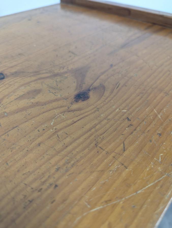 Commode des années 50 en pin piètement compas