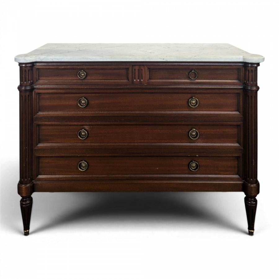 Commode de style Louis XVI en acajou et marbre de carrare