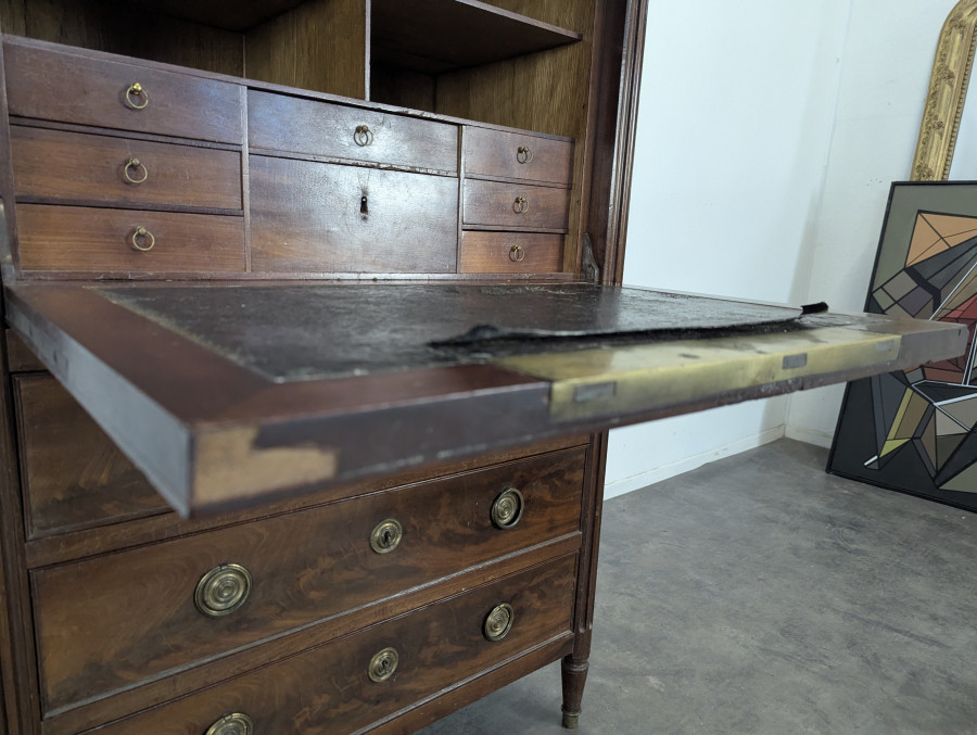 Secretaire à guillotine estampillé F. Trapet début XIXème