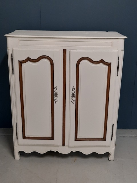 Buffet 3/4 style Louis XV Crème