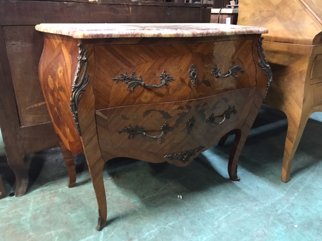 Commode Marqueterie de bois de rose