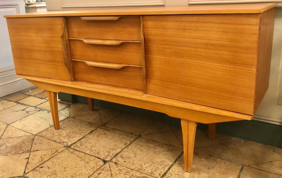 Charmante petite enfilade des années 50