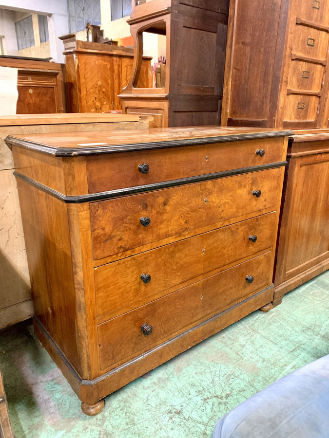 Jolie commode 4 tiroirs