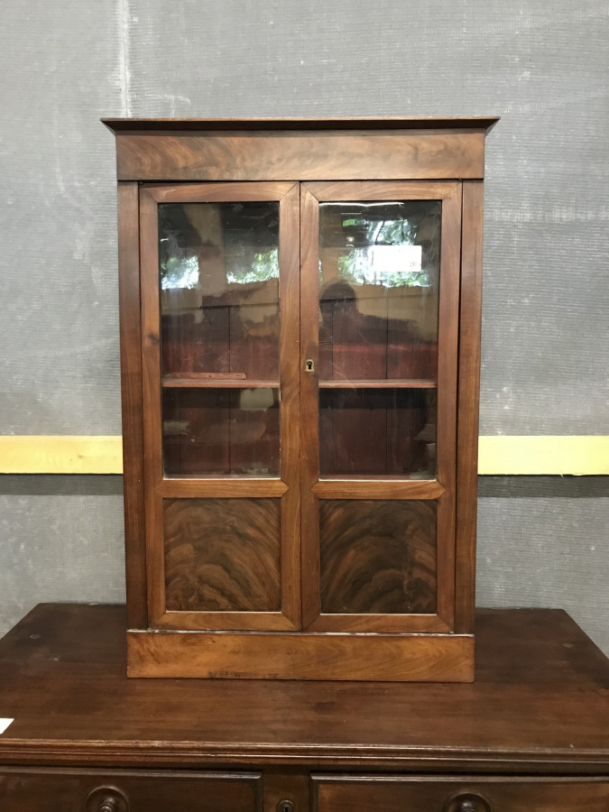 Vitrine Directoire