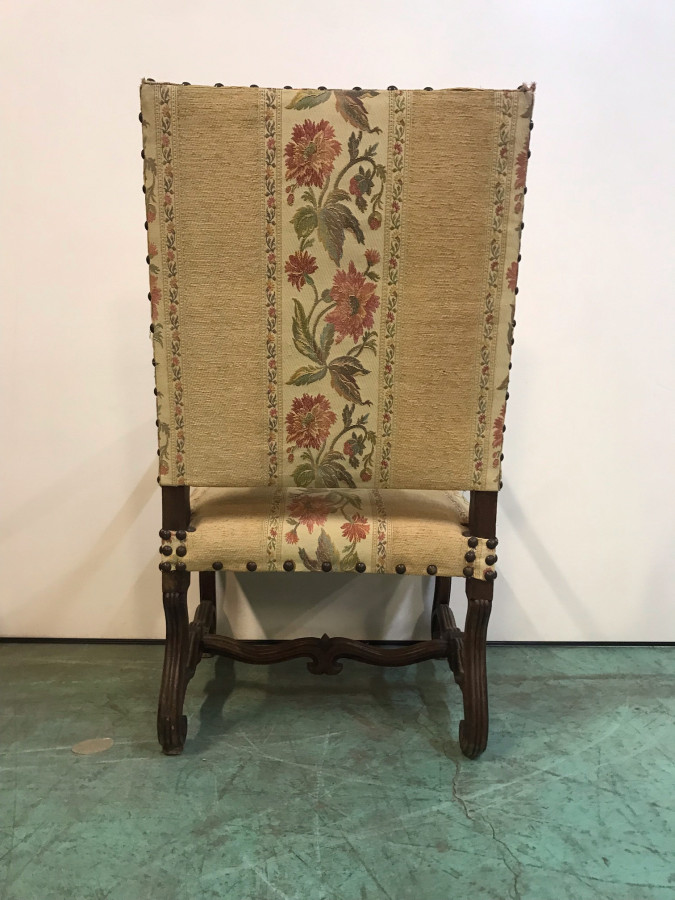 Fauteuil de style Louis XIII