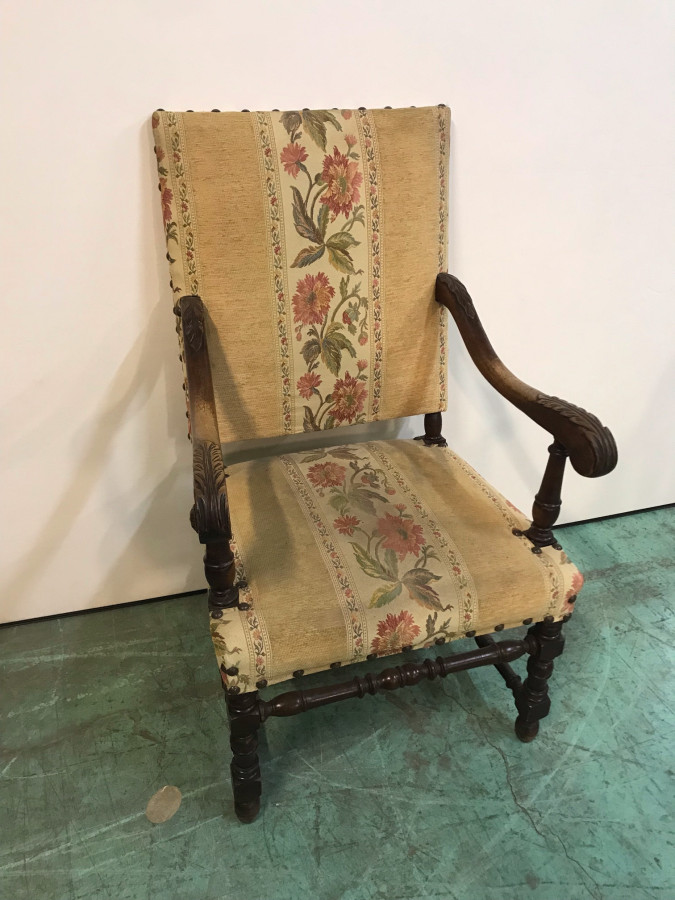 Fauteuil de style Louis XIII