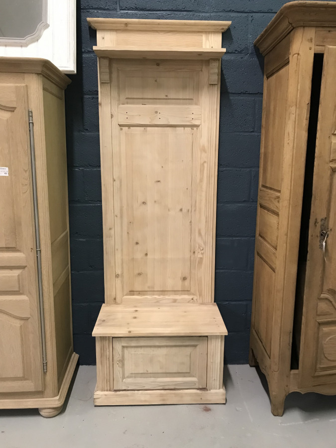 Vestiaire en Pin décapé