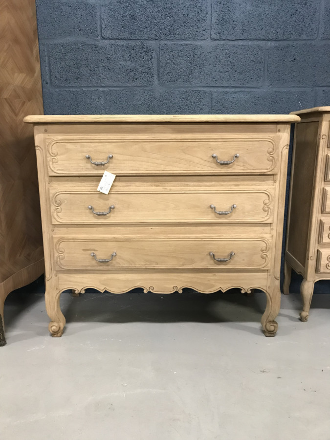 Commode en Chêne décapée