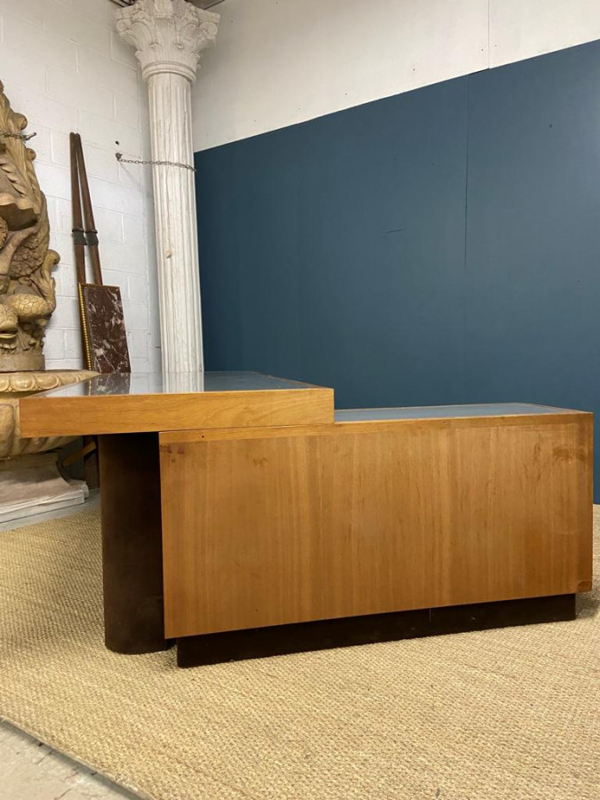 Bureau de style reconstruction du designer Obradovitch