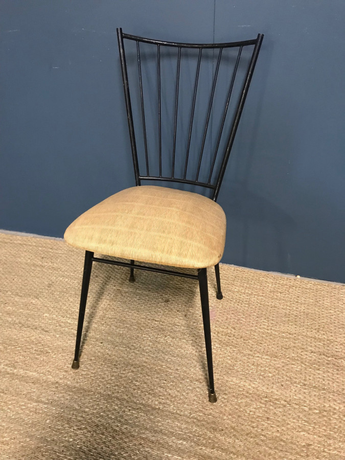 Chaise dans le goût de Colette Gueden