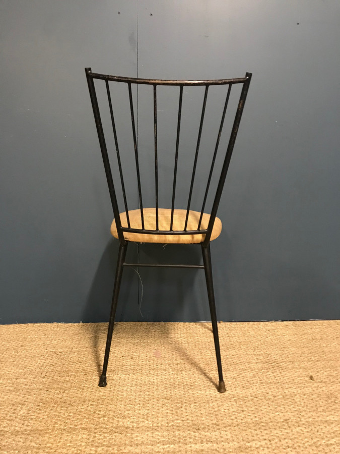 Chaise dans le goût de Colette Gueden