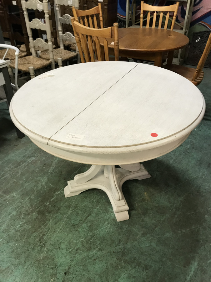 Table en chêne avec allonges intégrées