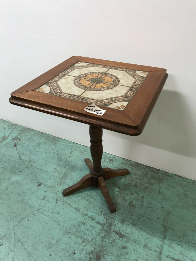 Table de bistrot
