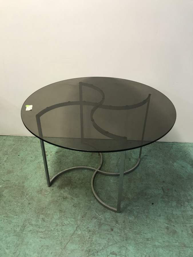 Table vintage en verre fumée