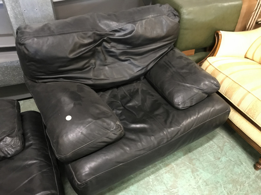 Fauteuil Roche Bobois en cuir noir