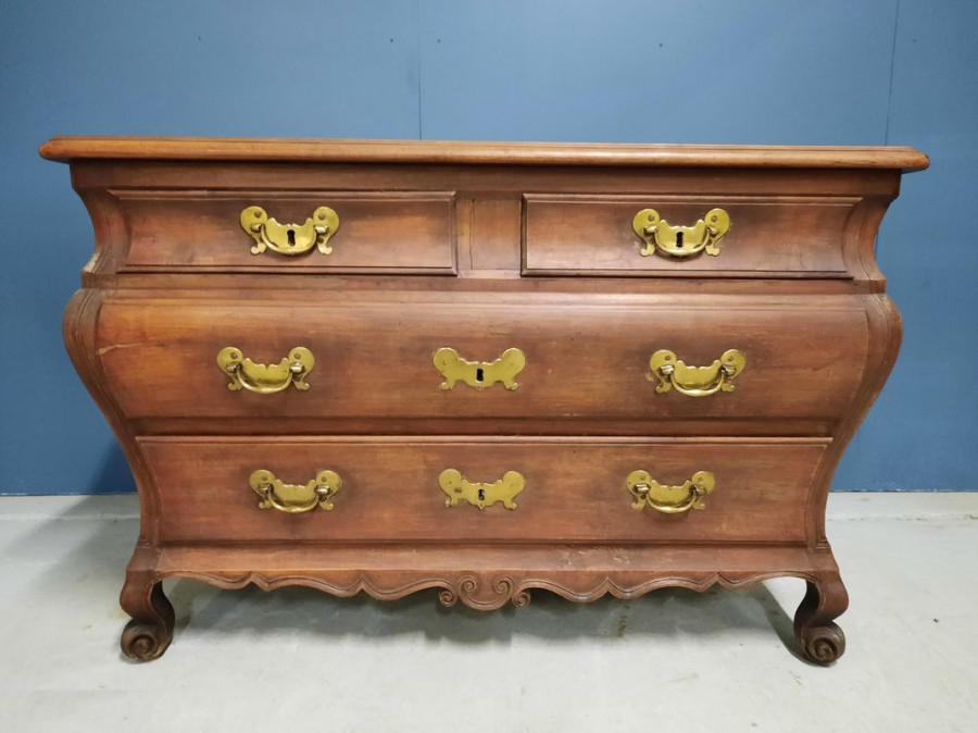 Superbe commode bordelaise