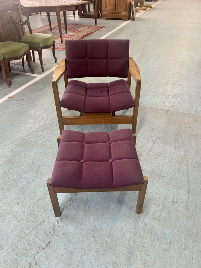 Fauteuil et son Ottoman Steiner