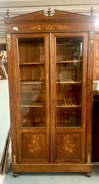 Vitrine bibliothèque en acajou et marqueterie époque Napoléon III