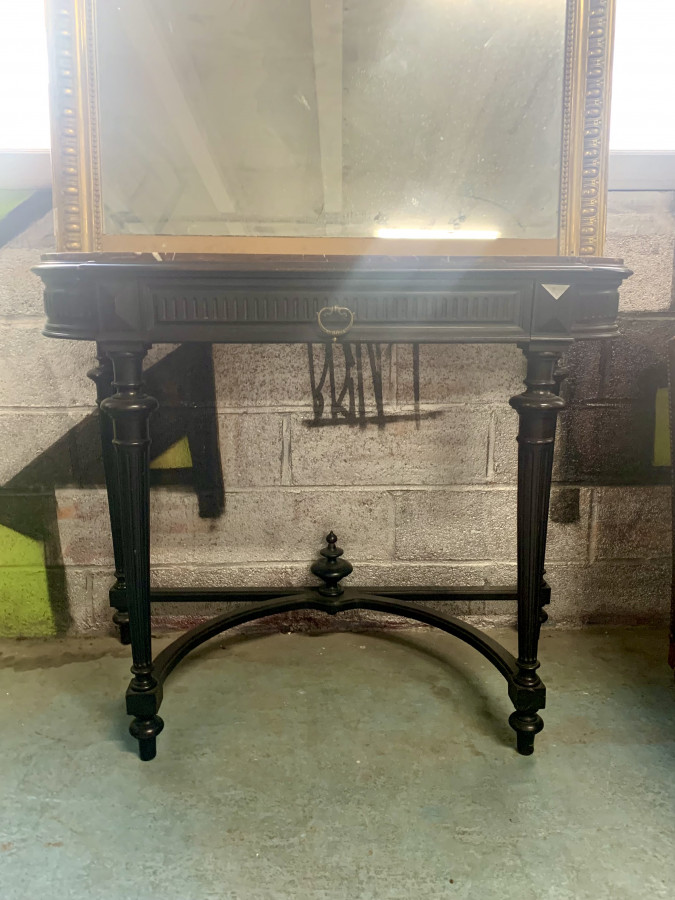 Console en bois noirci époque Napoléon III