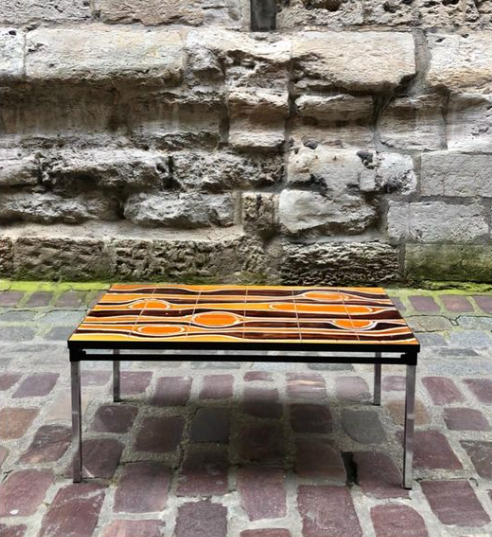 Table basse des années 70 et plateau en céramique