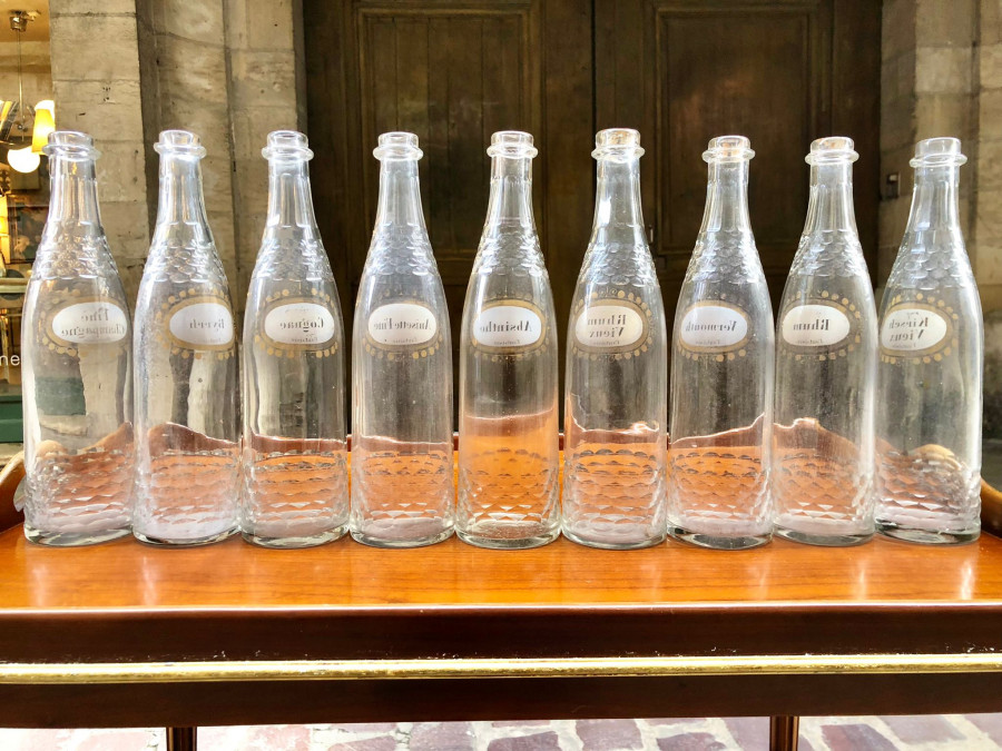 Lot de 9 bouteilles du début du XXème siècle