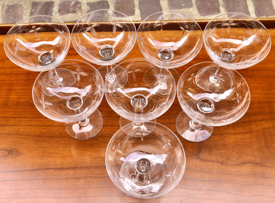 Série de 8 coupes de champagne en cristal