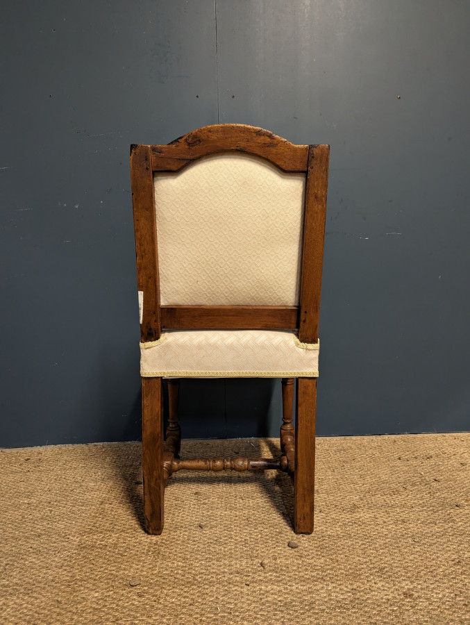 Chaise de style Louis XIII