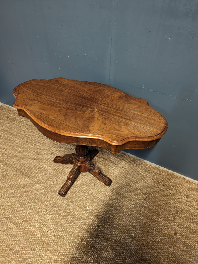 Table violon en Chêne