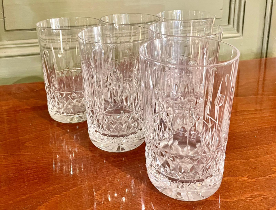 Service de grands verres à whisky en cristal