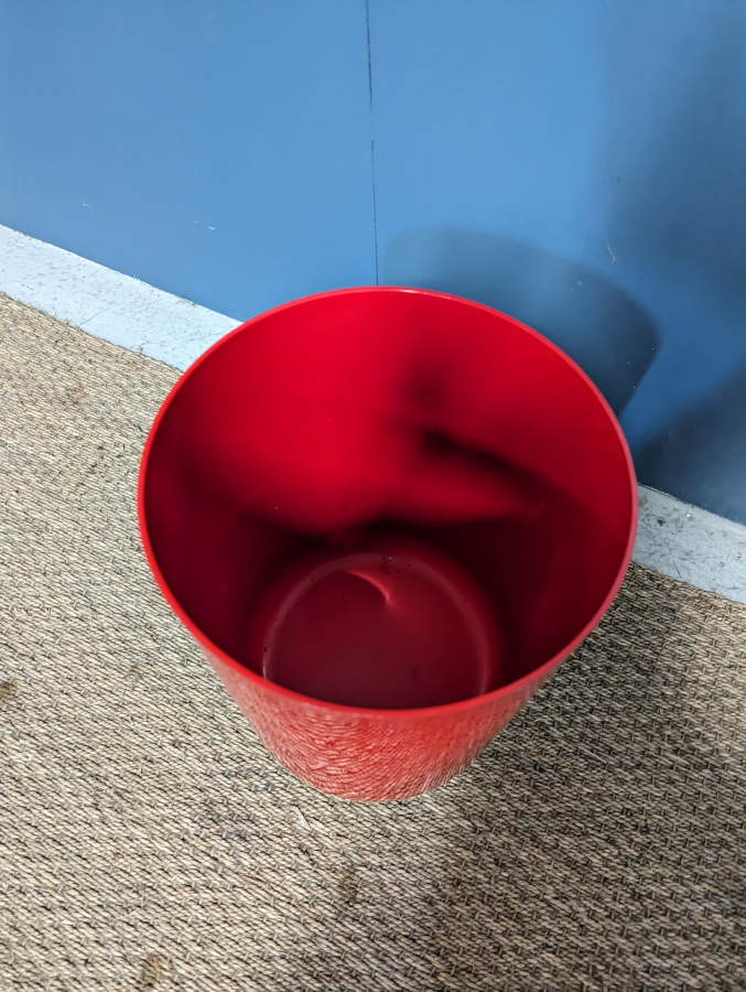 Corbeille Manade Rouge