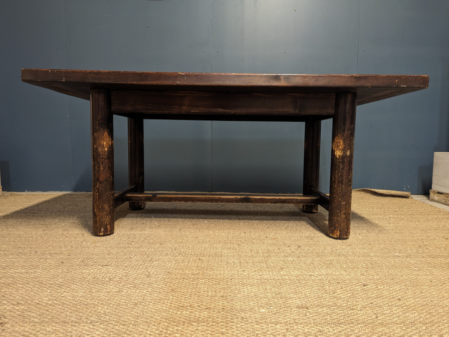 Table de Georges Robert en Pin massif