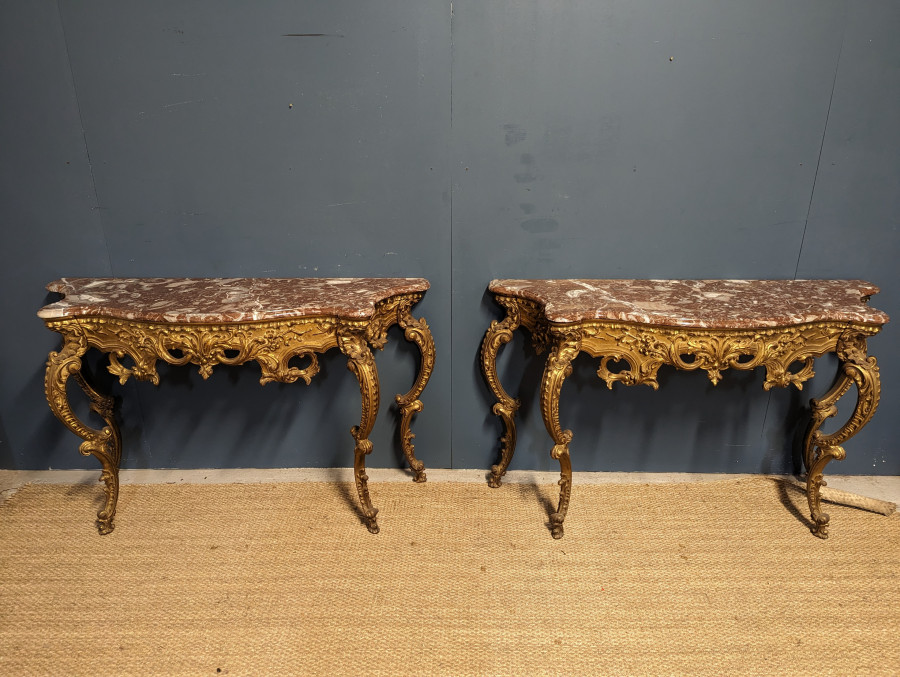 Paire de console de style Louis XV