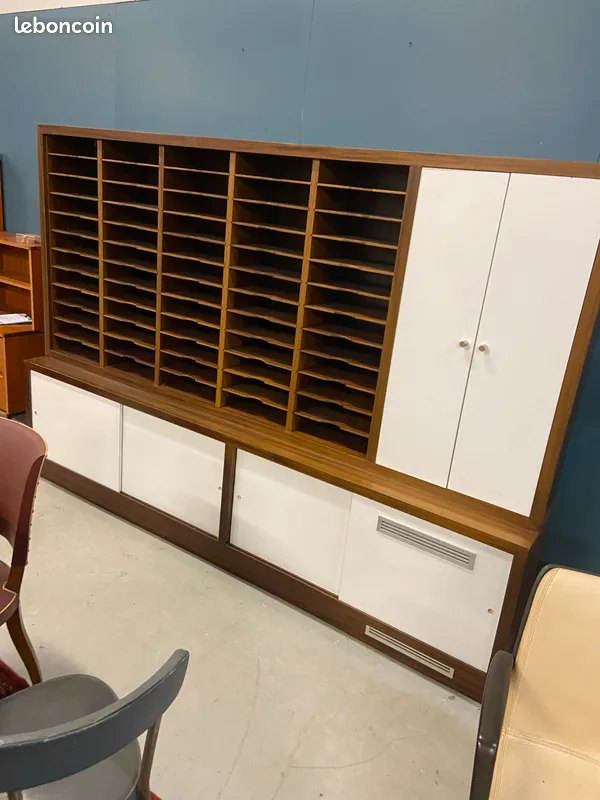 Meuble de rangement bureau